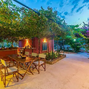 Ferienhaus House Bougainvillea, Pula
